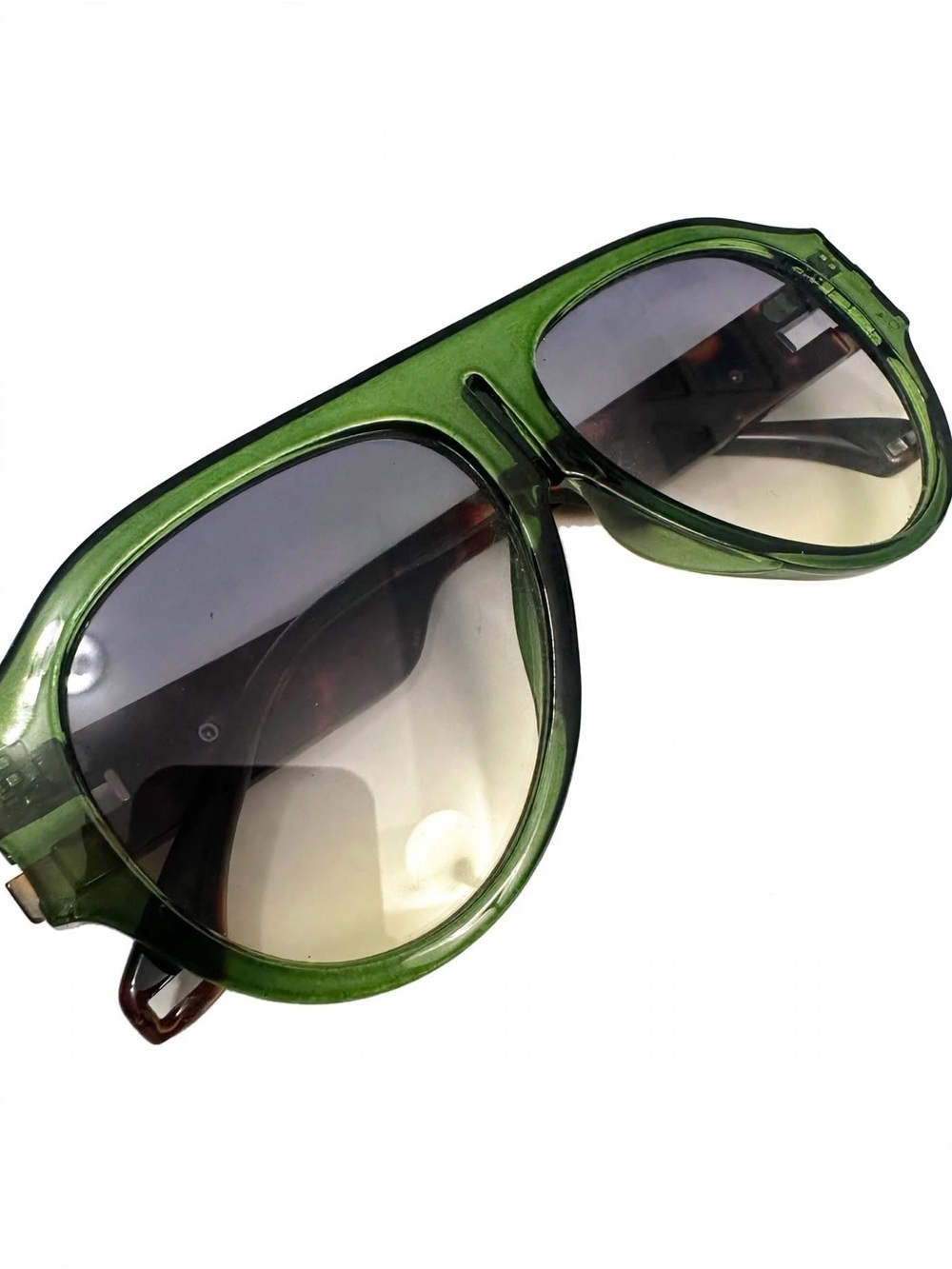 Green and tortoise Aviator Sunglasses - Unbranded